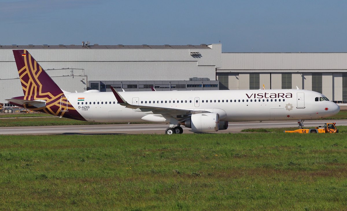 TATA SIA Vistara which recently took the delivery of the 10th and Final A321neo (VT-TVJ) from AerCap, has entered into service today, 27 May 2023.

#A321 #A321neo #Vistara #AirIndia #Airbus #Tata #Avgeeks #Aviationdaily #aviation #news #India #Delhi #Goa

aviationa2z.com/index.php/2023…