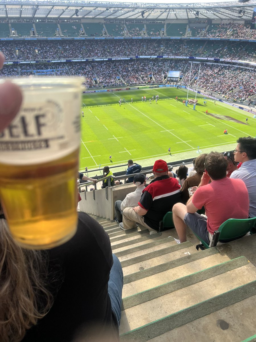 rdbrough's tweet image. Boys out and  about watching the premiership final 

Watch out bsea are about