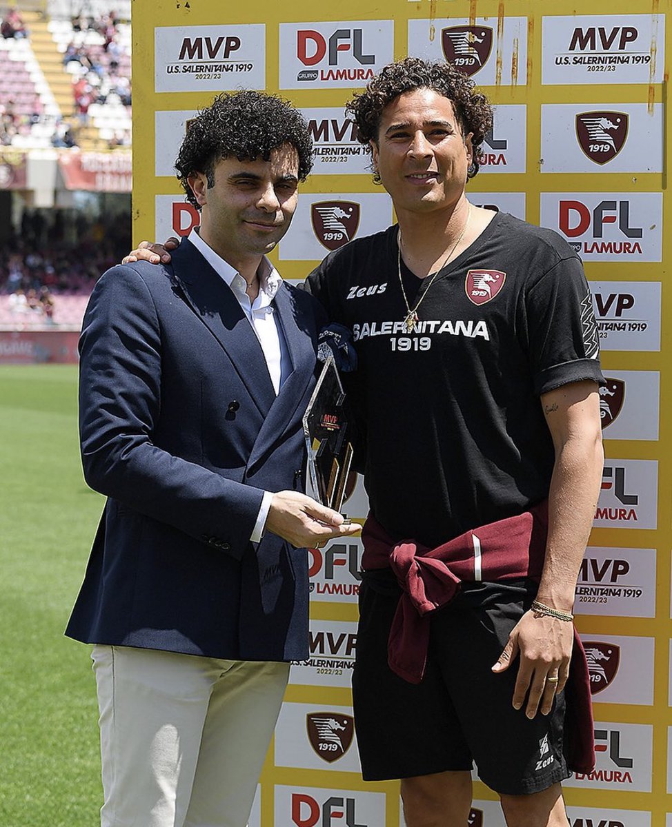 He arrived to Salernitana 6 months ago. 

Today he is named team MVP of the Season! 🏆

At 37 years old, Memo Ochoa is a 𝐋𝐄𝐆𝐄𝐍𝐃 𝐎𝐅 𝐓𝐇𝐄 𝐆𝐀𝐌𝐄.  🐐🇲🇽