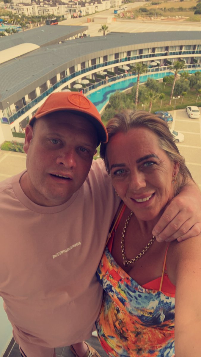 Lee Ward 🇬🇧 , trousers 👖 tweet media