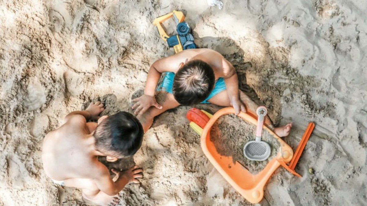 Before we ever put a pencil in a child’s hands, those hands should dig, climb, press, pull, squish, twist, and pinch in a wide array of environments and with a variety of materials. ~ Amanda Morgan