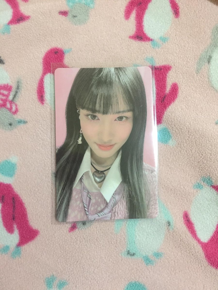 mkstwrl's tweet photo. hiii @fiftystayc 
sorry for the late feedback but i received yoon safely 💗 thank youu #kswsales https://t.co/LMzUsM0qMH