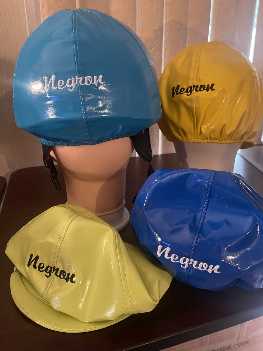 Latex helmet covers * easy to wipe off and reuse immediately