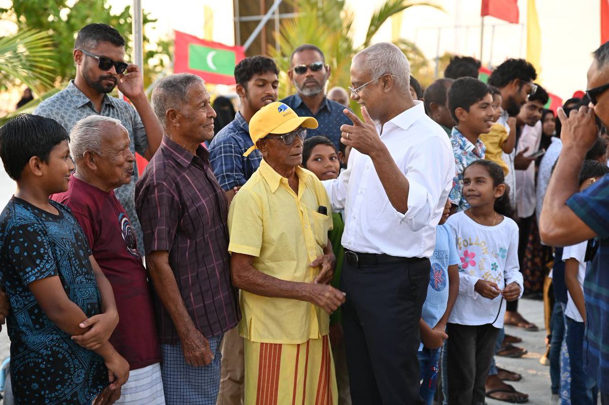 VMookey's tweet photo. އިރާދަފުޅާއެކު ފާފު އަތޮޅުގެ މެޖޯރިޓީ ބޮޑުކޮށް ރައީސް ޞާލިޙު ނަންގަވާނެ ކަމާއި މެދަކު ޝައްކެއްނެތް. ފެންނަމުން ދަނީ ހަމަޖެހުމަށް ލޯބިކުރާ ހިނިތުން ވެފައިވާ ރައްޔިތުން ތަކެއް. 
#MDP2023 https://t.co/TU8OdZctF4