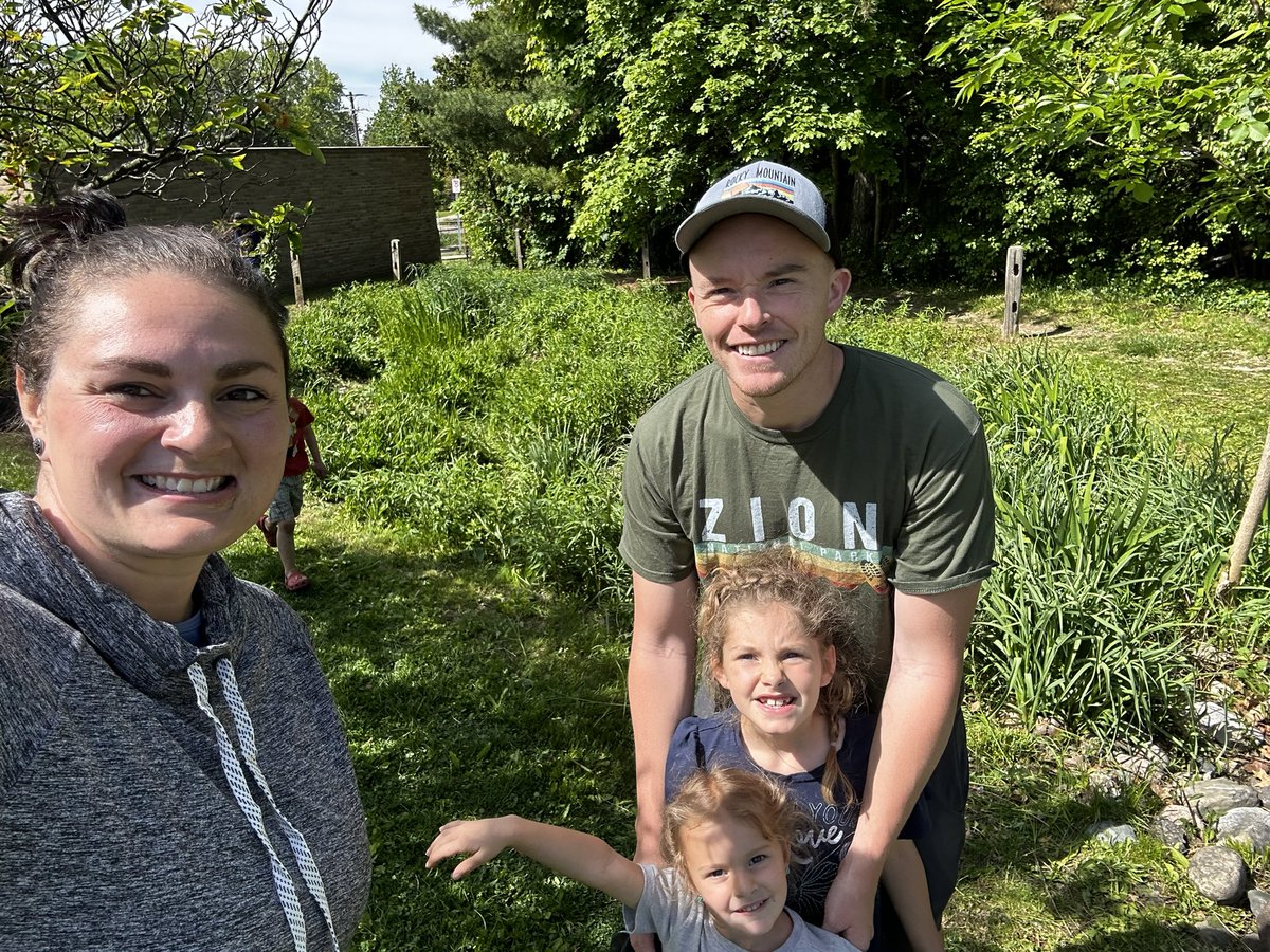 Jossmi23's tweet photo. Sat morning cleanup at the Thurston π’ garden. #garden #turtle #a2school @A2schools https://t.co/3jG2NMp6y8