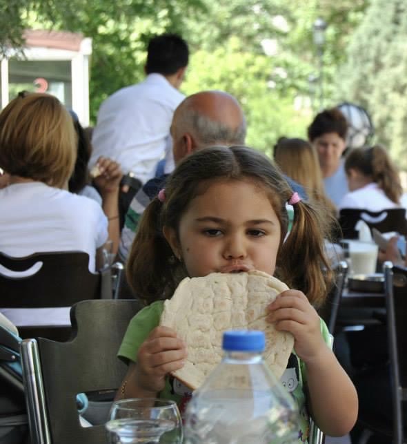 Boş pide canavarı bal yanak Sahil. Çok özledik annem çok #isiasortakdavamız