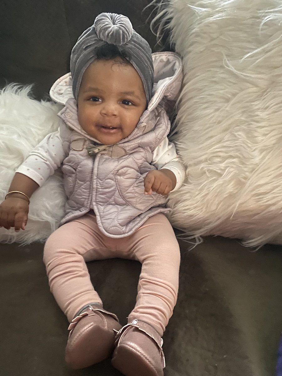410wayne's tweet photo. #BabyLala❤️ https://t.co/DsBXpMSepp