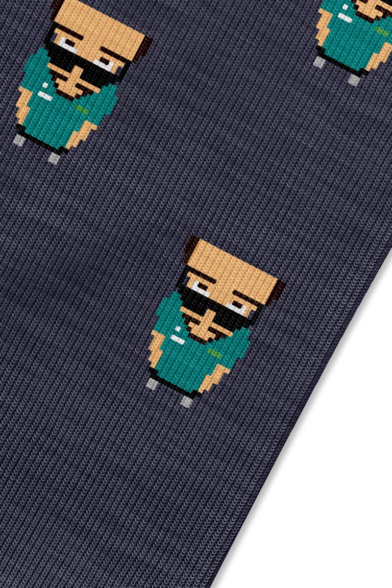 Fonsbg's tweet photo. ¡SORTEO!

Este finde Mónaco huele a 33. Y me ha escrito la buena gente de @gambeashop para regalar un pack de 3 nanocalcetines entre los que:

-Sigáis a @gambeashop 
-Deis RT a este tuit
-Vivir en España

Ganador la semana que viene, ¡suerte! https://t.co/ReJL8sccos
