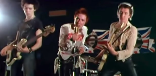 #SexPistols - #GodSaveTheQueen - #PunK 🧷