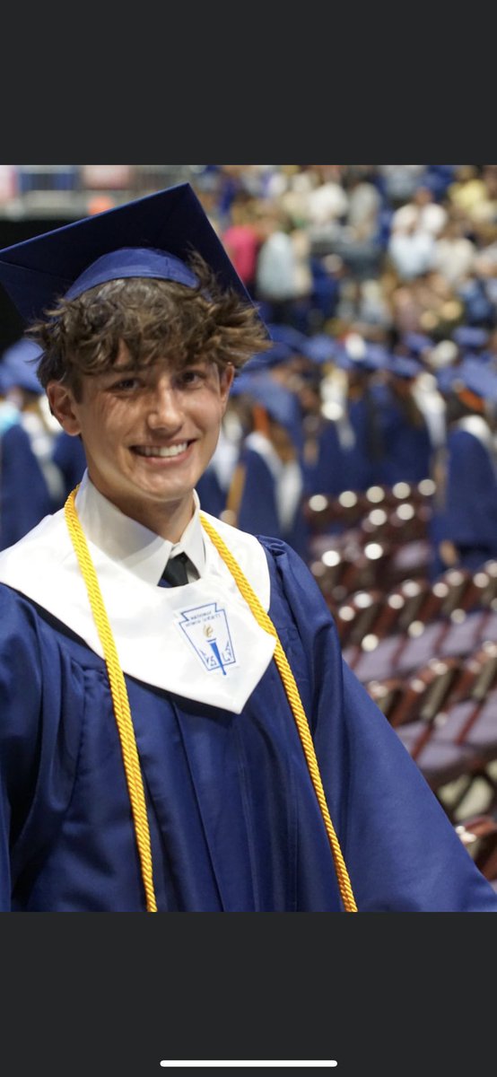 mary_behar's tweet photo. We celebrated Jacks graduation last night . He graduated Magna Cum Laude and will be attending TCU in the fall 🐸💜 https://t.co/jJ40zPD4te
