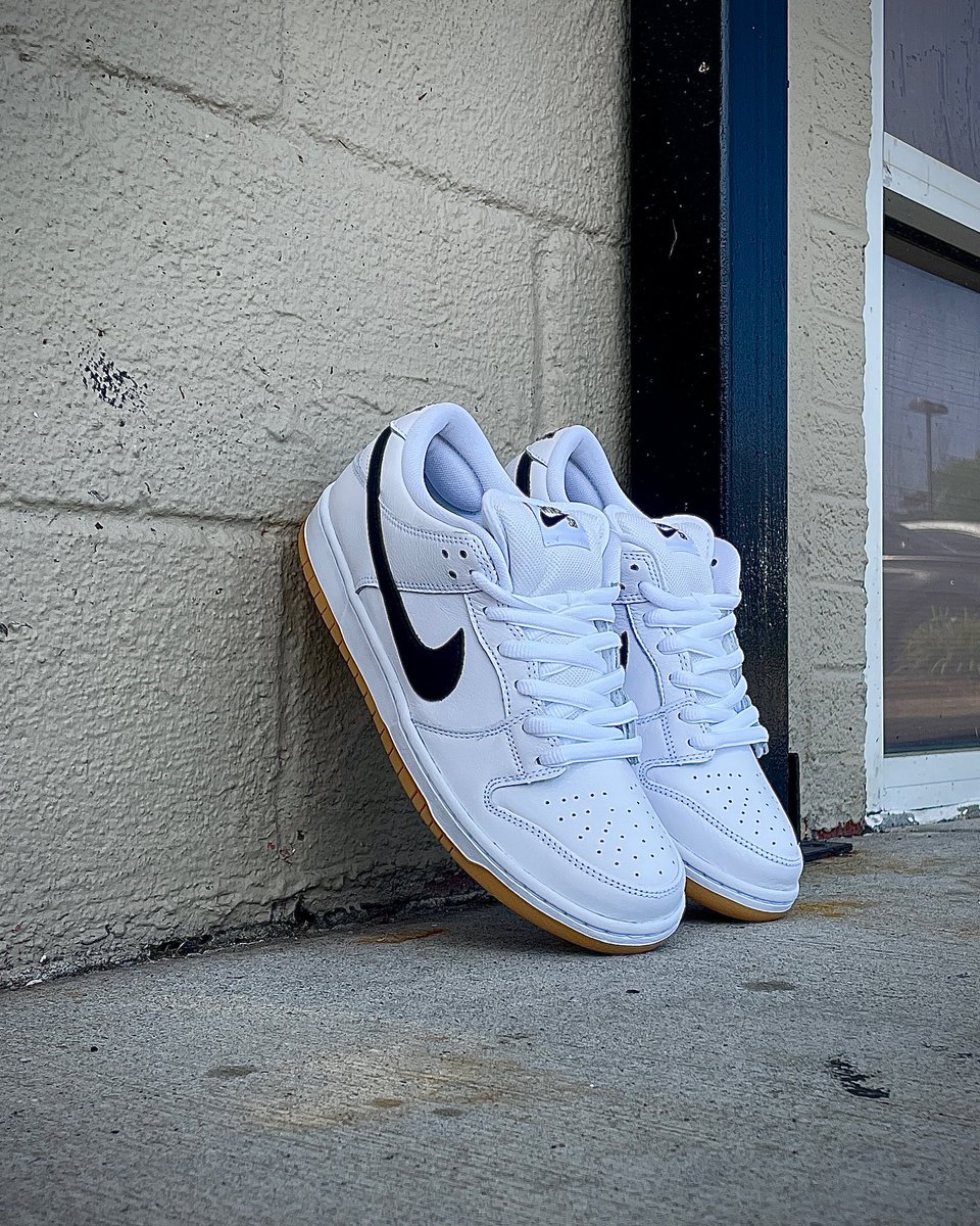 Pure Boardshop tweet media