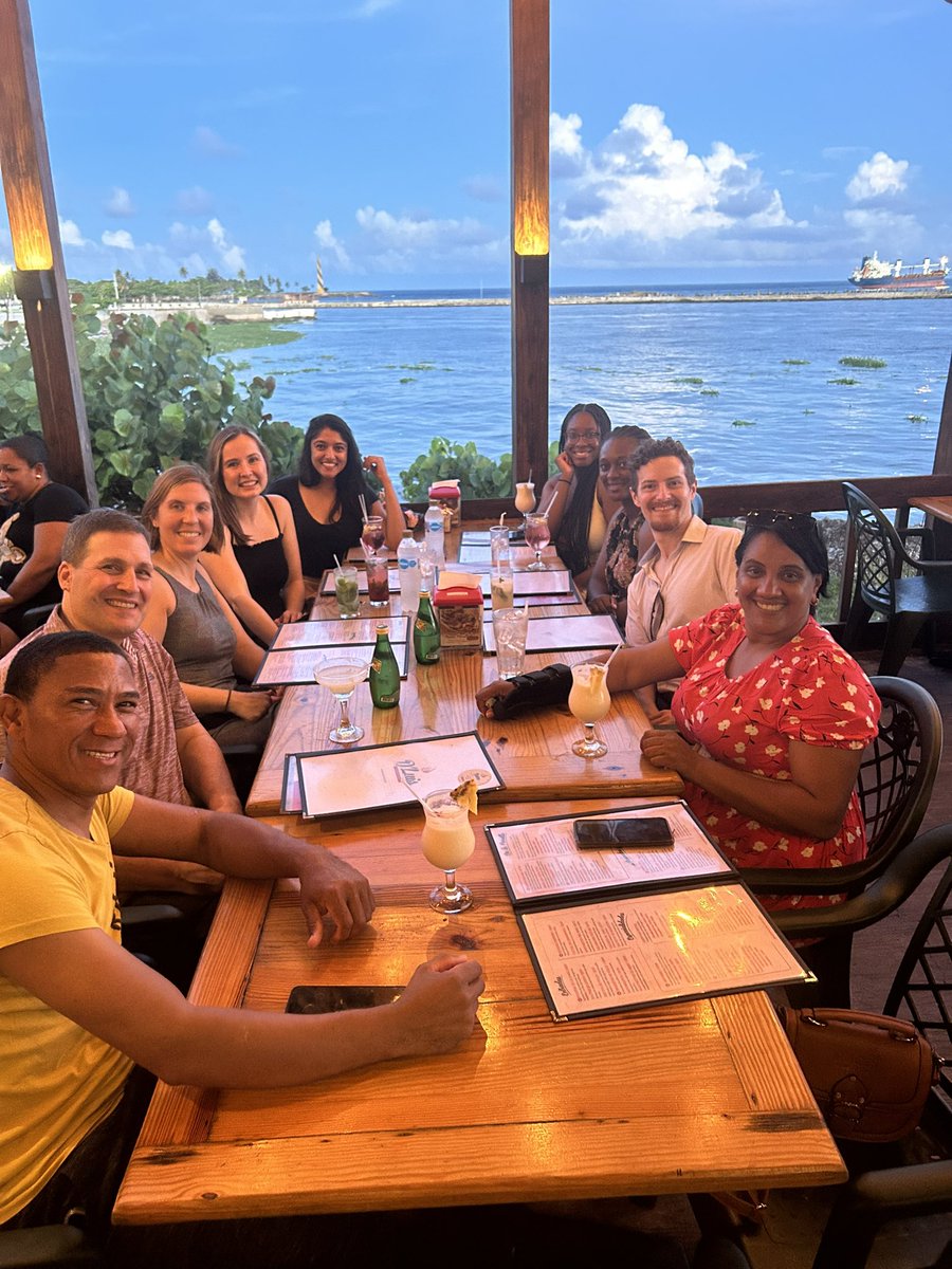GIJessMD's tweet image. Great time working with Community Empowerment in the Dominican Republic this past week! @RushMedical @RushDOIM