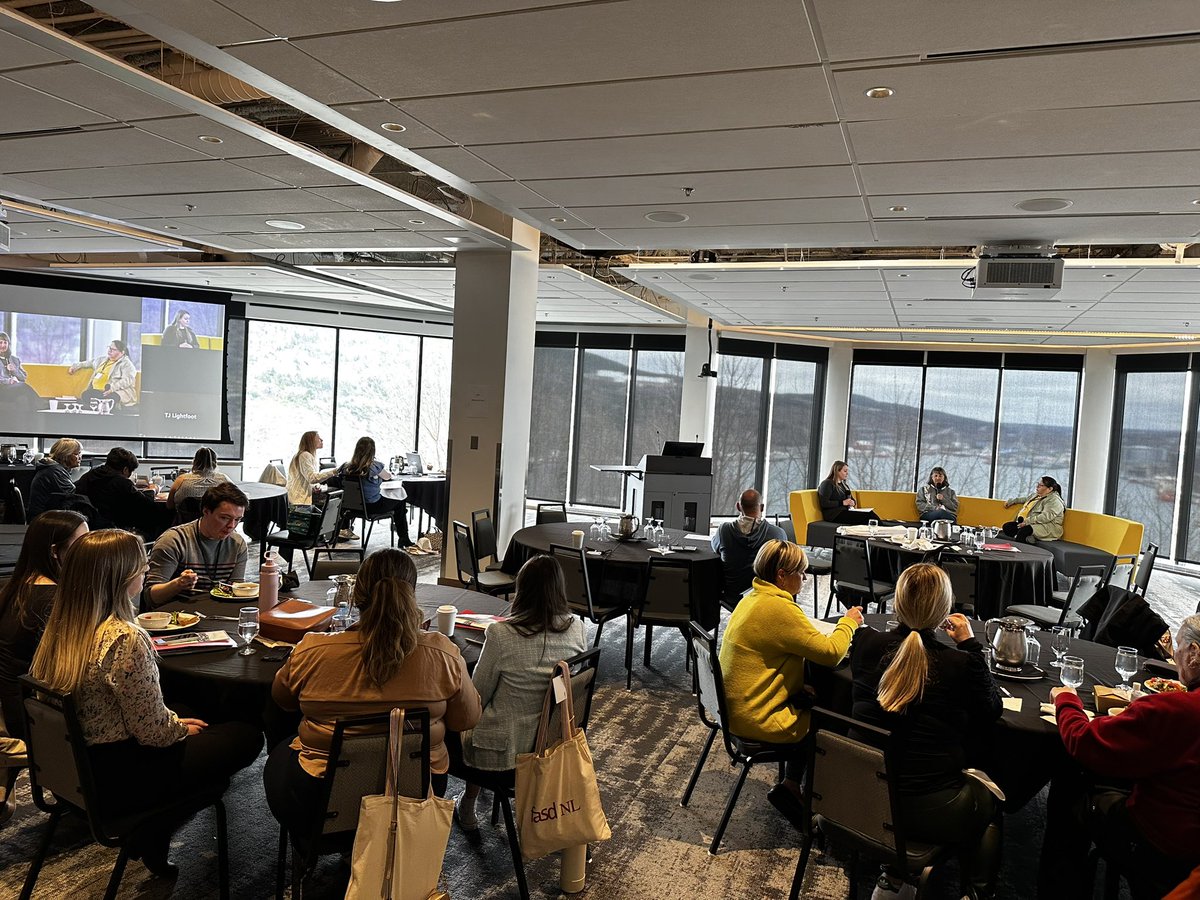 FASDNL_Team's tweet photo. Closing out our conference with a lunch panel on FASD work in Labrador, Indigenous Leaders, Groups & Communities with Annie Picard (IRT), TJ Lightfoot (Nunatsiavut Gov.), Heather Conran-Paul (LGH Diag. Team), and Megan Ropson (LGH Diag. Team)!
#ReducingHarms #fasdAtlantic https://t.co/ujKo7SsEpO