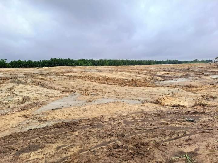 possible1001's tweet image. The Opobo Sandfill/ Land Reclamation and Construction of Opobo Ring Road was Commissioned/Flag-off respectively today by H.E @GovWike. 

#Phtwittercommunity 
#SimMediaVolunteers