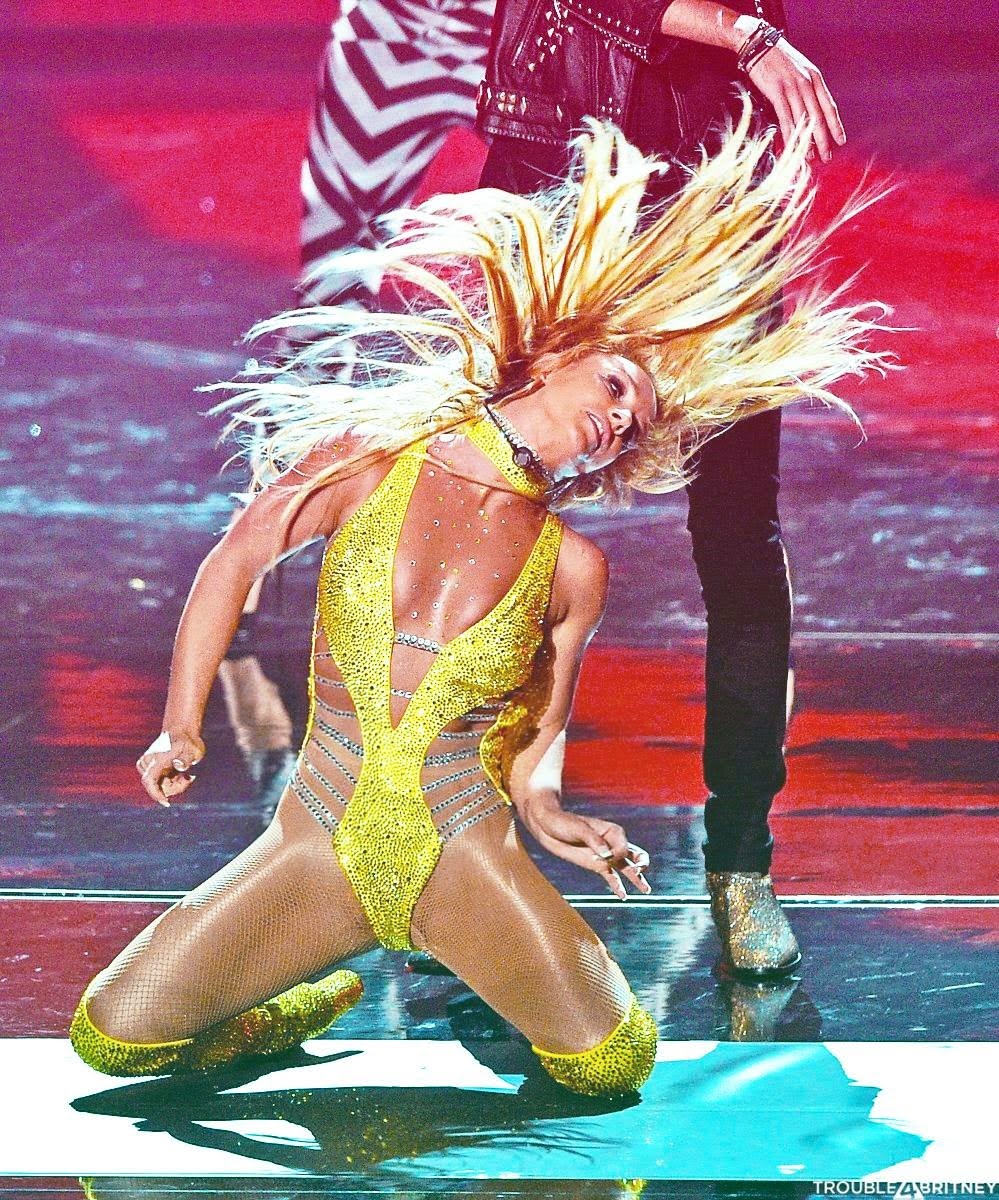 I miss @britneyspears performing live