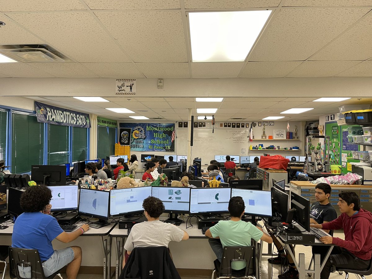 24 mighty freshman on a Saturday morning challenging the SolidWorks Certification Exam. Good luck to all!!