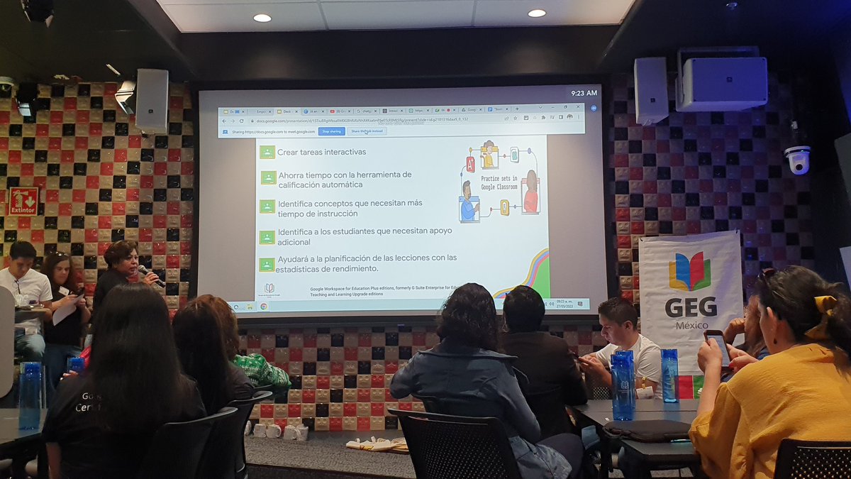 sofizacagirl's tweet photo. Adriana compartiendo lo mejor de #practicesets. Está genial, me encanta y debo probarlo con los profes.
#empoderaturealidad #gegmexico @geg_cdmx
#googleEDU https://t.co/uchpT4zVCU