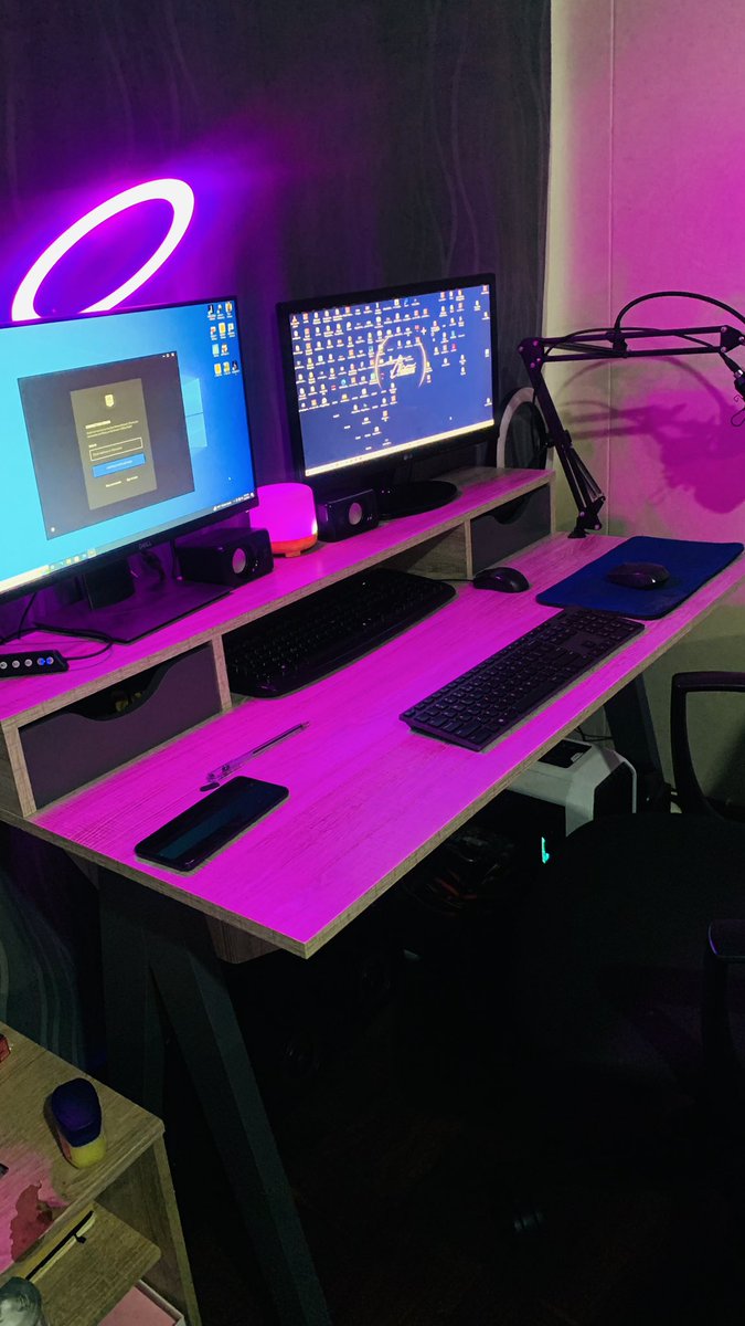 New workstation finally together
😍 😮‍💨🥹