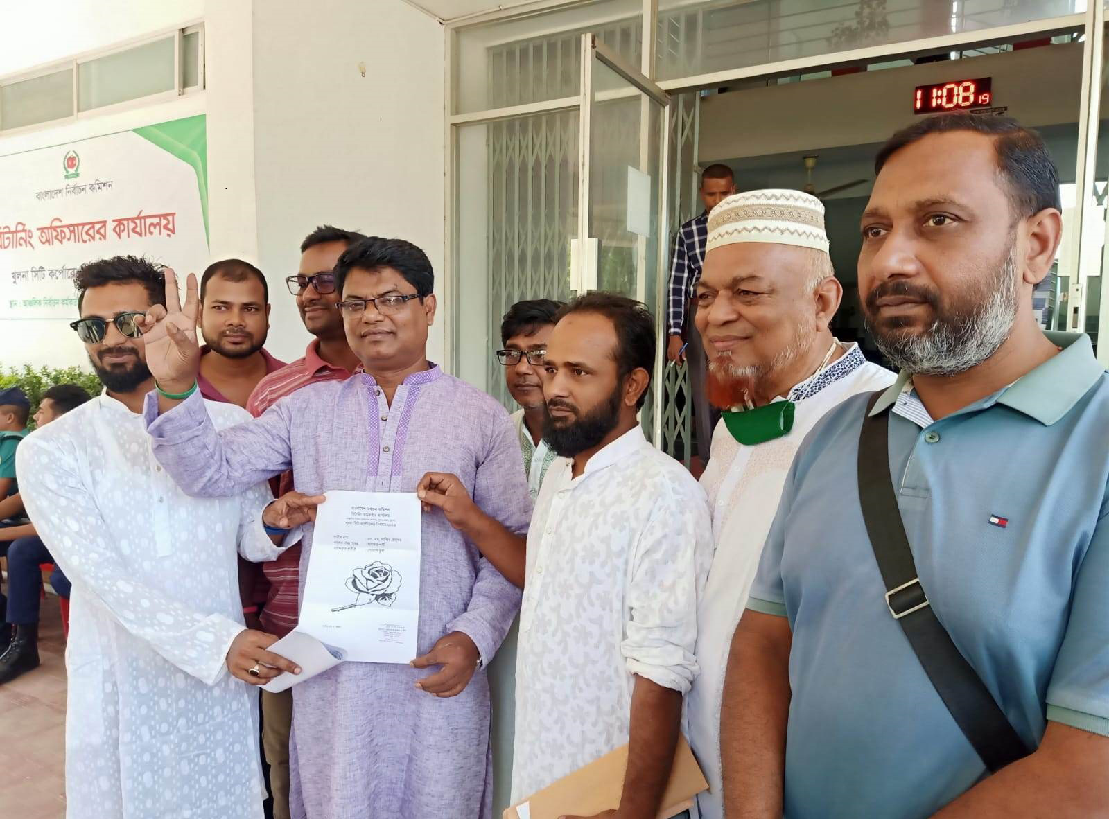 খুলনা সিটি র্নিবাচনে গোলাপ ফুল প্রতিকে প্রচার প্রচারনা