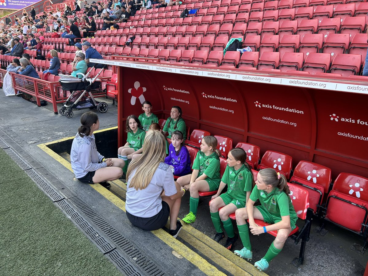 Hooe_FC's tweet photo. Our U11 Martlets at The Valley #GoMartlets #CharltonAthletic #PlayonthePitch ๐ https://t.co/i94P6O6tql