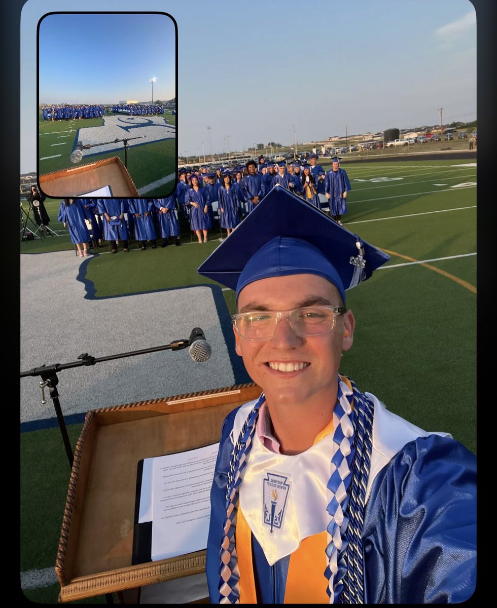 the_sandidotson's tweet image. Jarrell Cougar to Texas State University Bobcat! 🎓
Congratulations, @codydot_ #invocation #BeReal #graduation