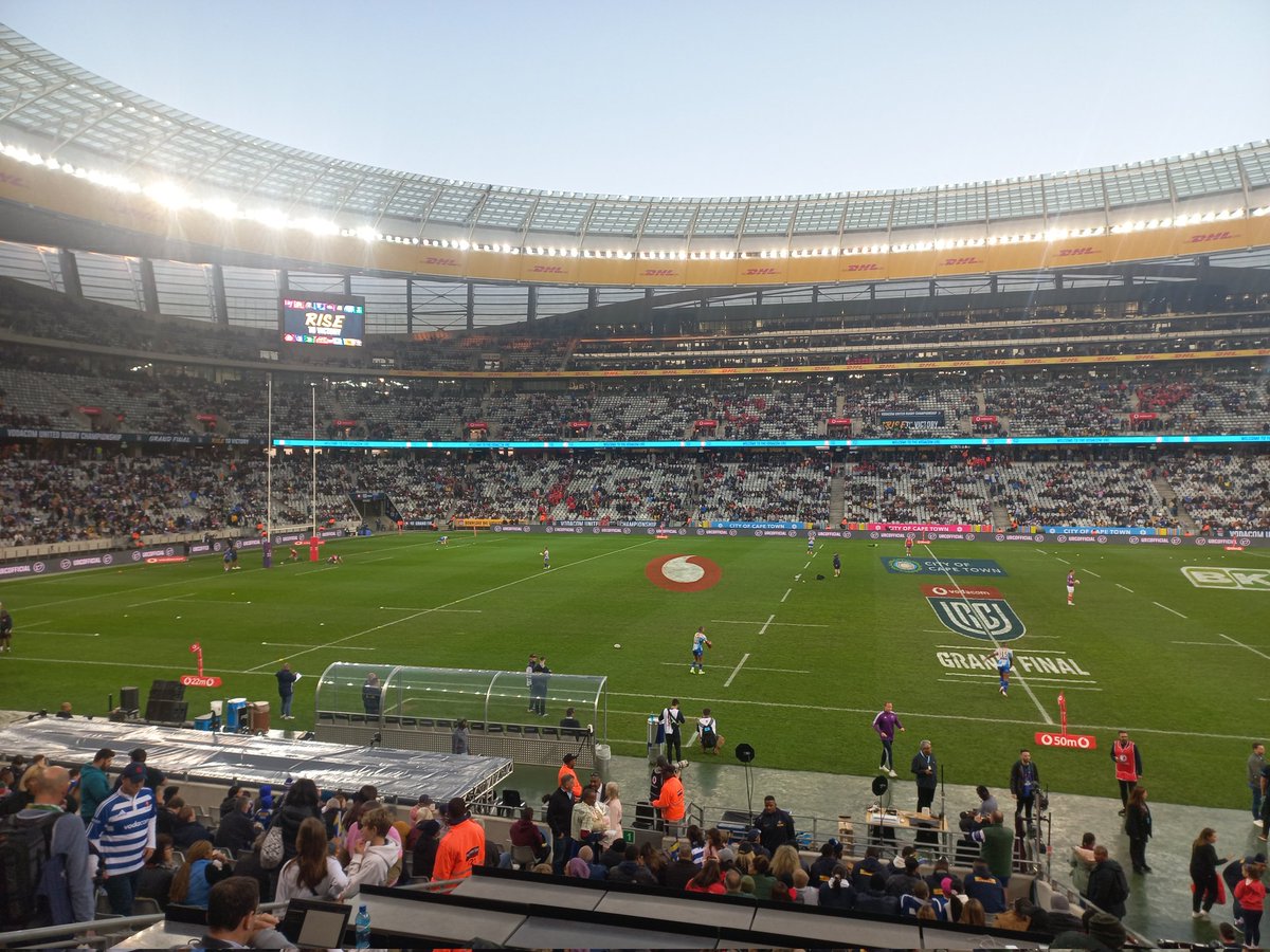 Stormers warming up ahead of the URC final against Munster | #URCFinal.