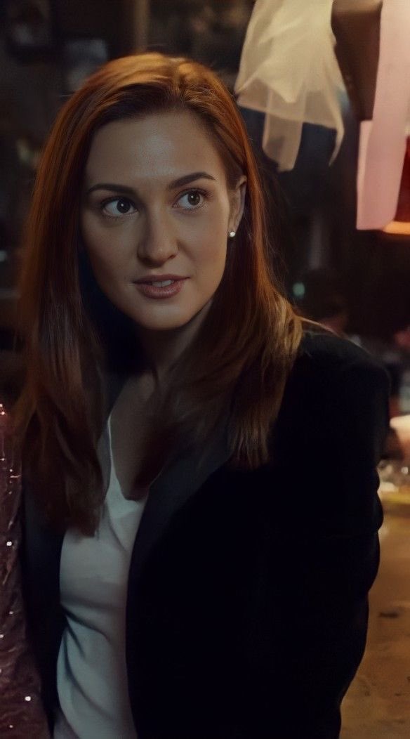 So? I also can play the guitar and sing dear Bunny…
Yeah Haught 👩🏼‍🦰 
#katurday
#KatBarrell
#NicoleHaught
#E4L
#HaughtAsHell
#StayHaught