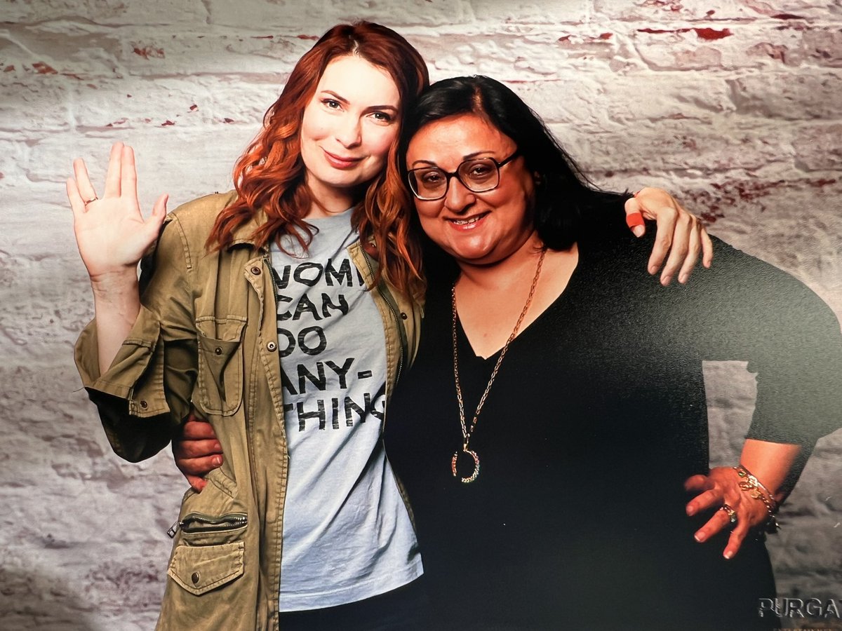 And now the photo I like a bit more even though they made it darker cos Felicia is so fair skinned. I think  I look like a tomato but Felicia looks gorgeous. #Charlie #LiveLongAndProsper #Purcon7