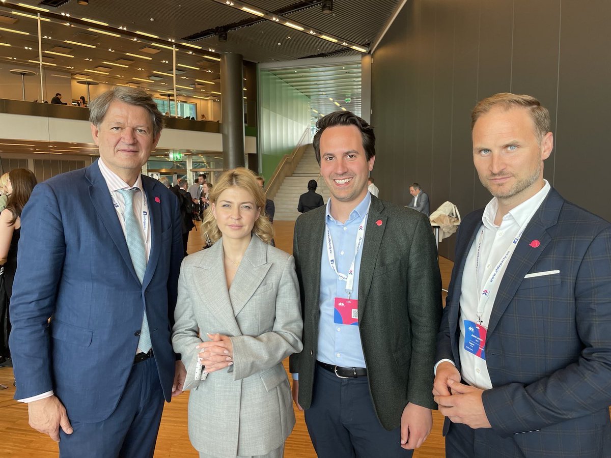 What a great honour to speak to Ukraine's Vice Prime Minister @StefanishynaO together with @chriswiederkehr and @HBrandstaetter during #ALDECongress 

She perfectly represents the strength and braveness of the Ukrainian people.

#SlavaUkraini #StandWithUkraine