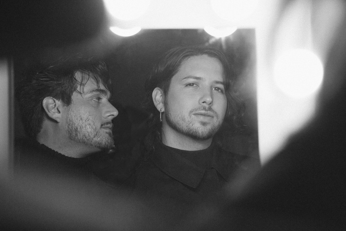 Nuevo single en open.spotify.com/track/4Q7dOwll…