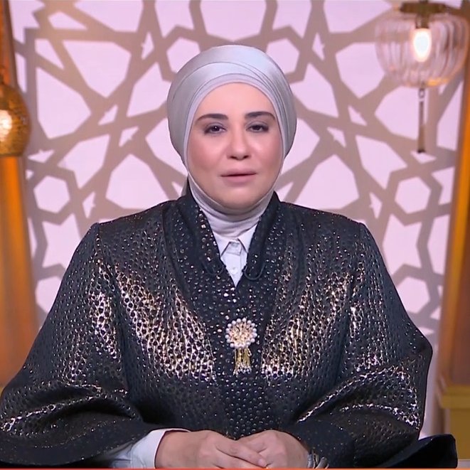 الدكتوره ناديه عماره 🍥 tweet media