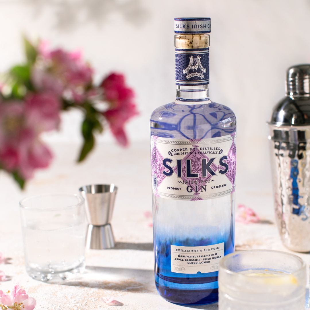 The perfect base for all your favourite gin cocktails. Shop the award-winning #SilksGin at the link below
boanndistillery.ie/product/silks-…

#silksirishgin #irishgin #bestirishgin #gin #gincocktails #ginandtonic #floralgin #botanicals