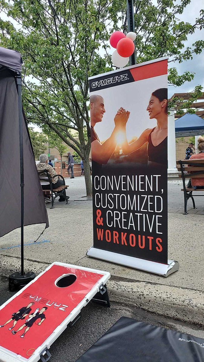 Our Rockland Team killed it at the Nyack Street Fair last May 22nd! 🔥
.
.
#PersonalTrainer #personaltraining #personaltrainers #streetfair #fitness #rocklandcounty #nyack #fitnessevent