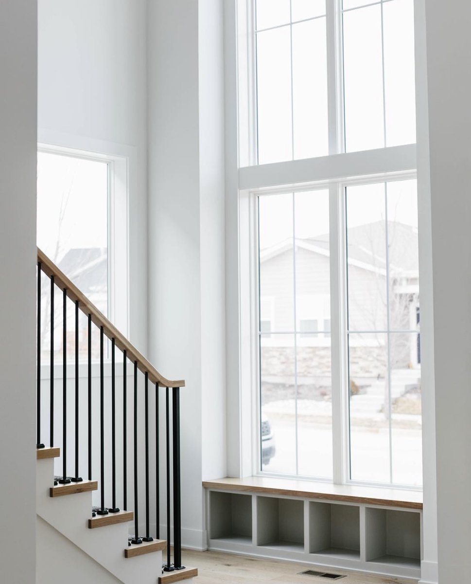 There is nothing like bright sunlight shining on a beautiful and quality staircase.
-
📷 @cardinalcrestkc
-
#LJSmith #StairExperts #StairInspiration #InteriorDesign #StairDesign #StairRenovation #LoveTheRoom