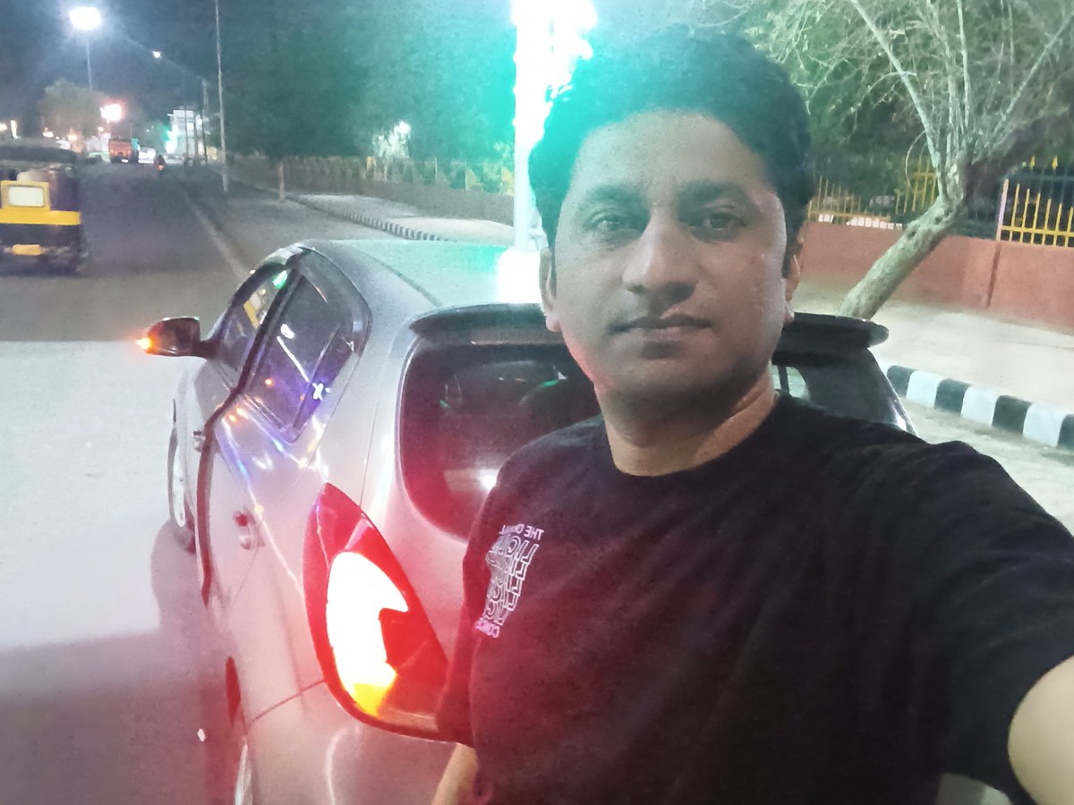 शुभ रात्रि मित्रों।।
#NightOfChampions 
#night 
#protest 
#IIHFWorlds 
#healthcare 
#healthcareworker