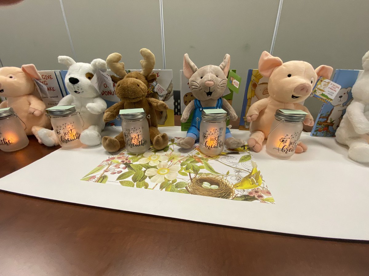m_vandepol's tweet photo. That’s a wrap this year in @Kamloops_SD73 for @CR4YC ❤️. A celebration of wonder and growth in our Children and Educators.  “Tell me and I forget. Teach me and I remember. Involve me and I learn.” https://t.co/0xz1orJtPh