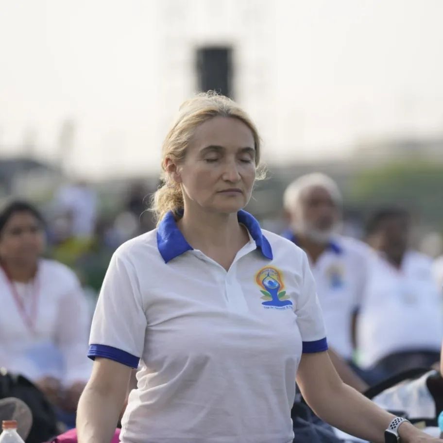 Glimpses from 'Yoga Mahotsav' held at Hyderabad to celebrate 25 Days to #IDY2023.

Hon Minister for Culture, Tourism, & DoNER, @kishanreddybjp along with Minister of Ayush & Minister of port shipping & railways @sarbanandsonwal graced the event

#YogaFestival #CountdownToIDY2023