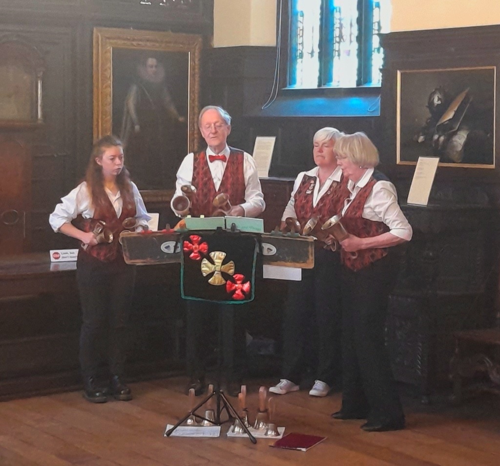 The Hoodeners tweet media