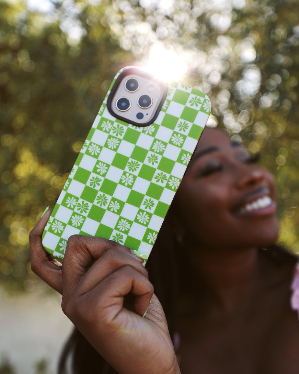 getcasely's tweet image. Bright colors and florals our Memorial Day Weekend sale!  Shop 35% off sitewide with code: LONGWEEKEND 💚🌸