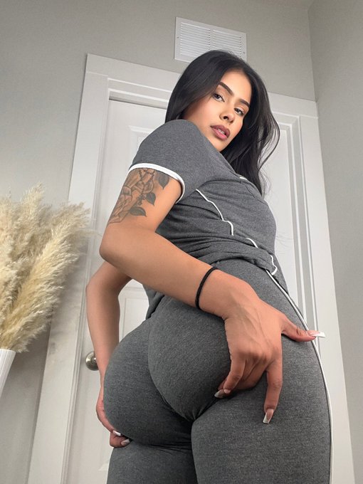 What&rsquo;s up 😇❤️ https://t.co/tmdvXkZy2O<a href="/tag/fashion"class="tags"><span>#fashion</span></a>