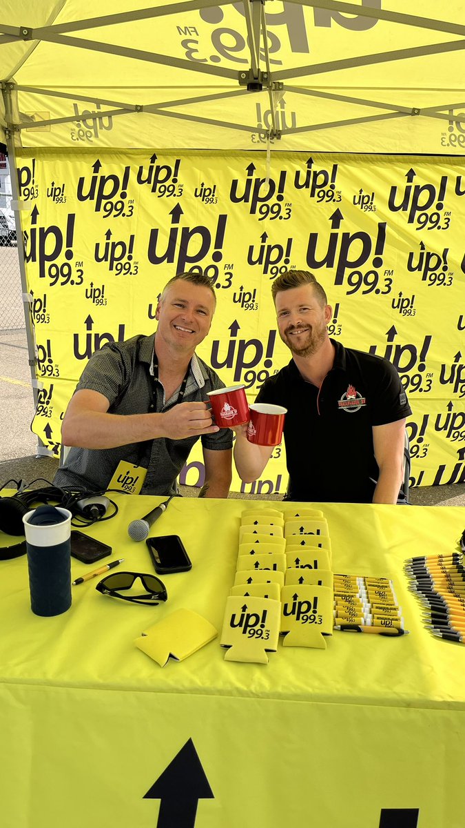 up! 99.3 FM tweet media