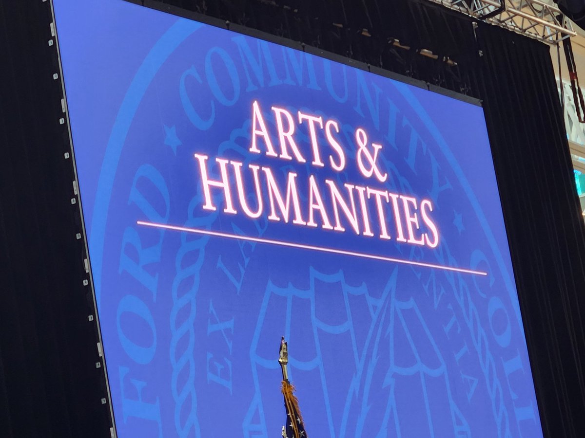 MDDelegateavj's tweet photo. I had an incredible time yesterday at the Harford Community College Commencement. I love seeing the faces of all the graduates and family members of graduates. Congrats #Classof2k23 you made it and I applaud 👏 you all!
#AndreVJohnson
#wheresandre
#TrustTheProcess https://t.co/nazk8dMYIT