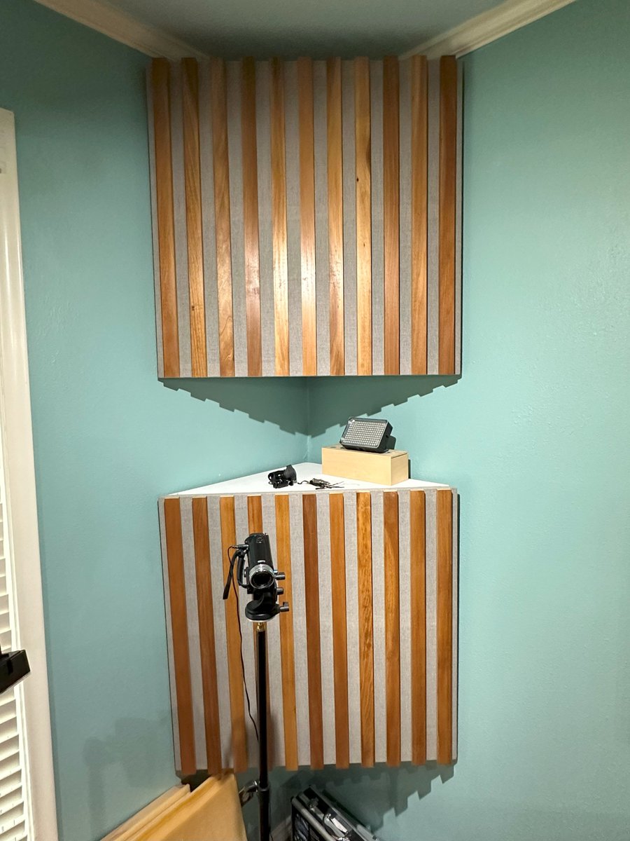 aaronddyer's tweet photo. Day 6
#BEETHOVENPROJECT
I have two in this corner of the studio and two in the other, which is only two of four corners in the room. I reverse-engineered them and reached out to my nephew-in-law to help me build four more Then I need three acoustic curtains for doorways. https://t.co/ZYx8vgBXUi