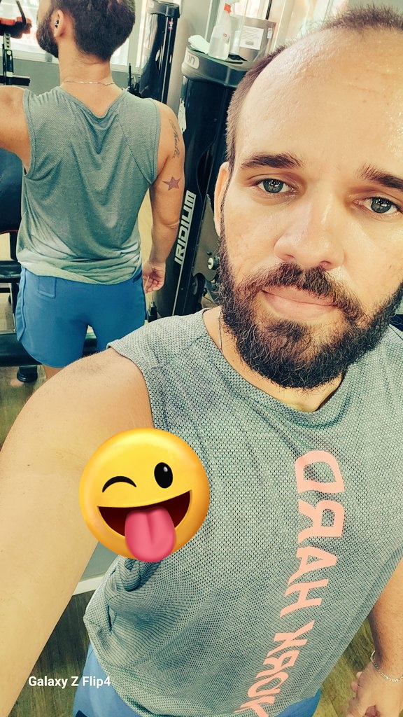 maurillioc's tweet photo. .
.
.
#gaybr #gaystagram #gordinho #beargay #barba #barbado #barbagay #barbastyle #gayboy #instagay #melhoresdomundo #gaylove #gaybrasil #gayboy #gaypb #job #bitch #VV #instaboy #gamerboyfriend #nopainnogain #fitness #personaltrainer #maromba https://t.co/O8GU3VClgj
