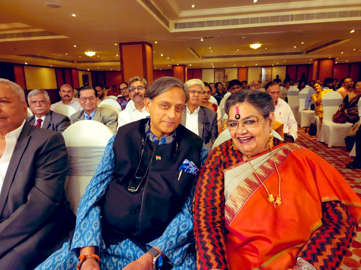 Shashi Tharoor tweet media