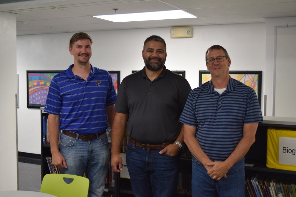 SCCSD130's tweet photo. Welcome to our newest board members - Erik Fisaga and Andrew Mueth.  Joined in this photograph by board president Dale Barschak. https://t.co/UxC9eeh2wo