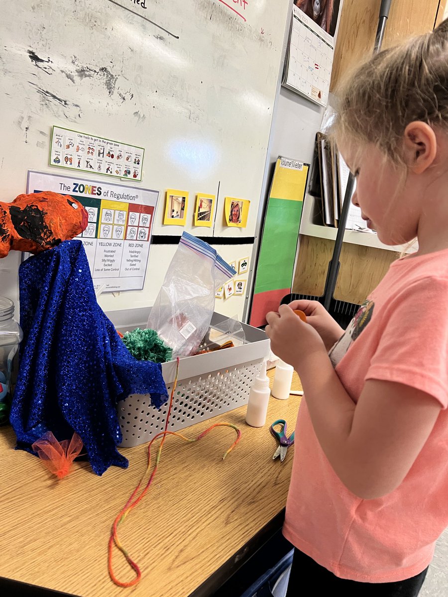 SCSVTPREK's tweet photo. The children put the finishing touches on their character puppets. #cvsdvt #scslearns https://t.co/uSH1aPKEZS