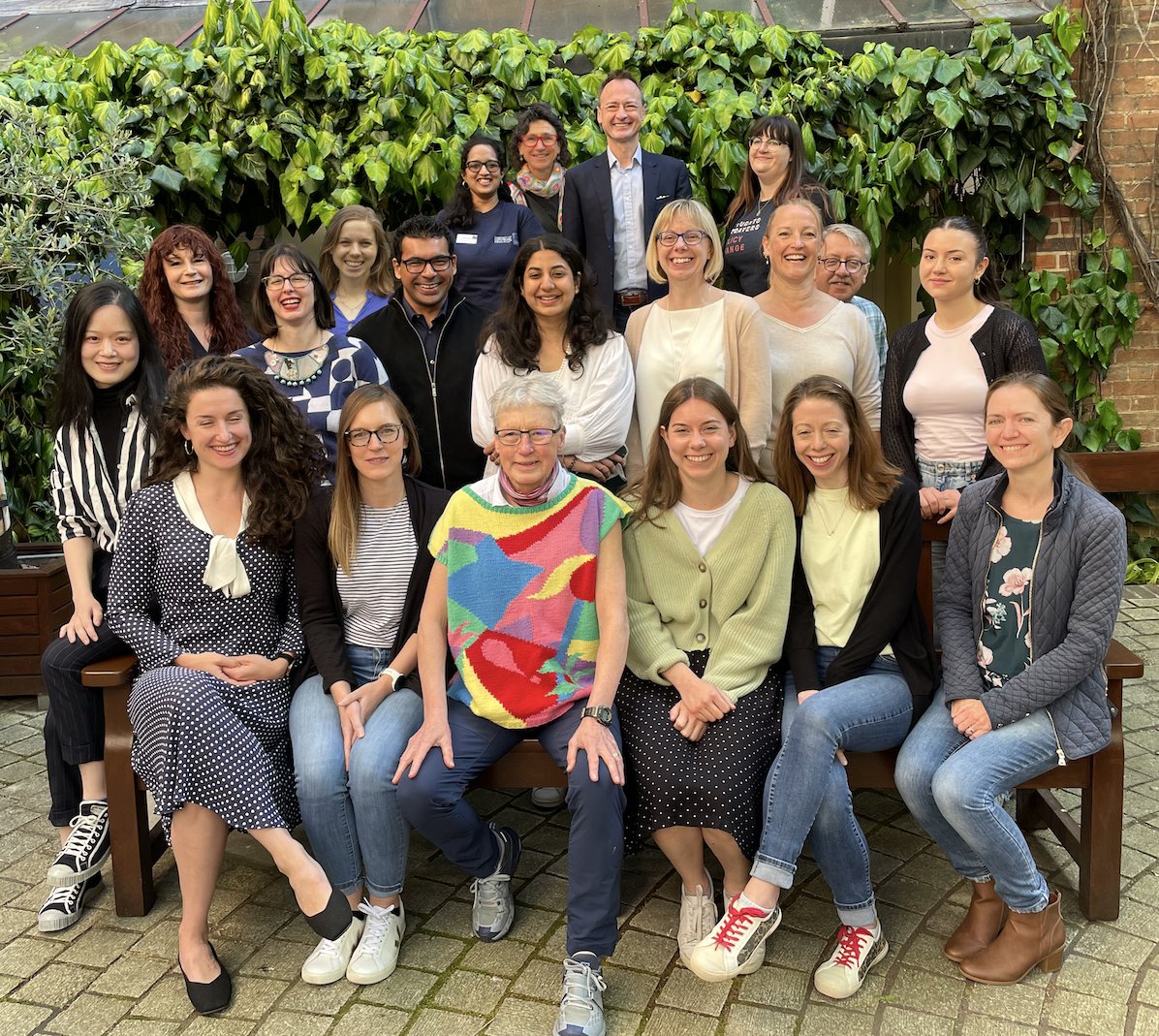 End of our one-week intensive module 'Healthcare Evaluation and Research Impact', with 15 MSc students and 5 taking it as a freestanding short course. 

Details here (MSc is already full for 2024 but short course places are available for most modules):
ox.ac.uk/admissions/gra…