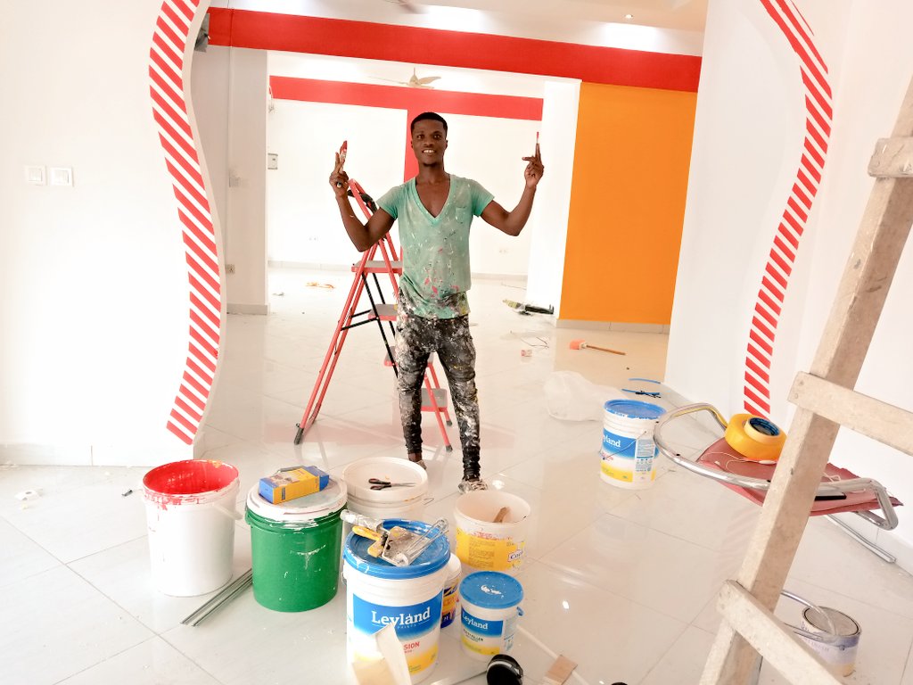 derealarrowman's tweet photo. All under ArrowMan Painting and designs... Call for ur painting for affordable prices on 0275982900/0246685574... Both interior and Exterior🙏....
Share my hustle🙏 https://t.co/eQXpp0MOqk