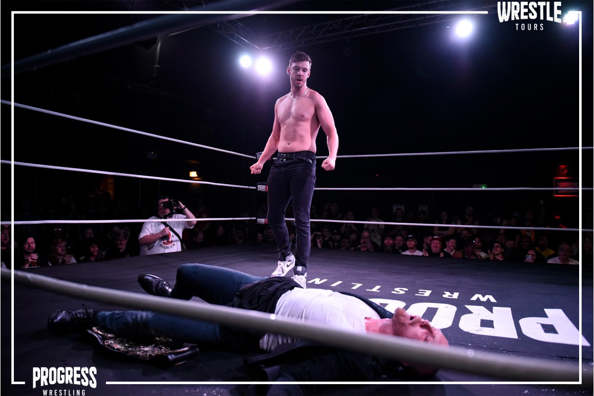 😳 WHAT HAS JUST HAPPENED!

😮 Connor Mills has RETURNED to PROGRESS Wrestling & has taken out the PROGRESS Men's World Champion Spike Trivet!

#PROGRESSWrestling #SSS16